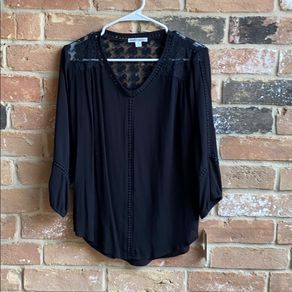 BRAND NEW TOP